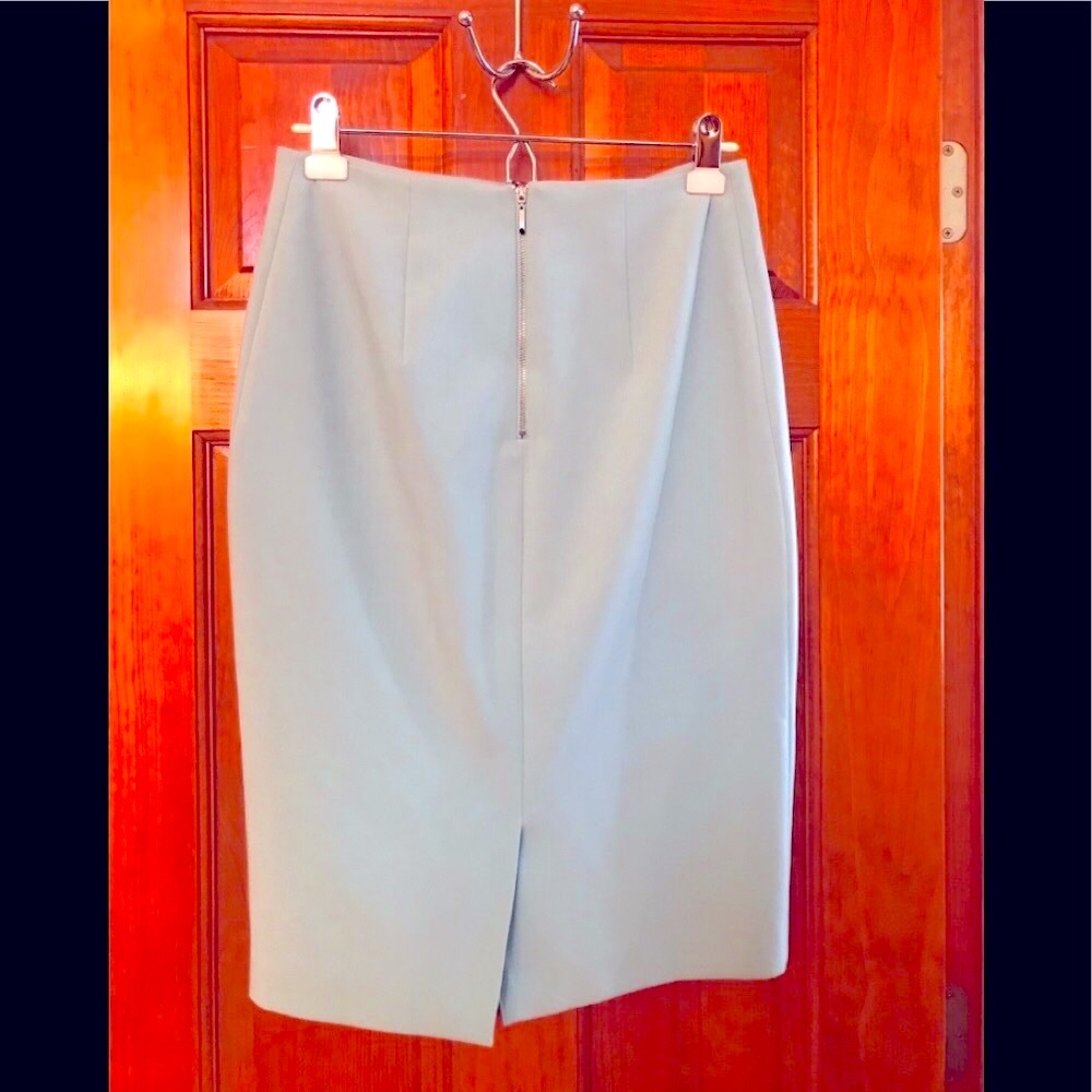 White House Black Market skirt - Picture 2 of 5